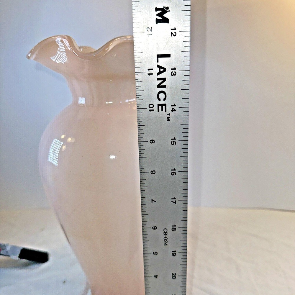 Vtg Murano Style Pink White Cased Art Glass Ruffle Top Vase Pontil Mark - Picture 7 of 8